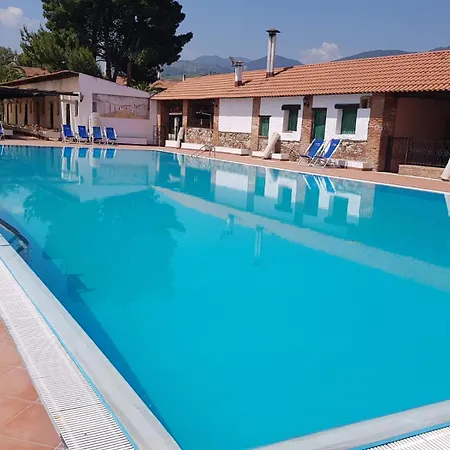 Holiday home Villaggio La Tonnara Bilocale Con Patio N 114 *